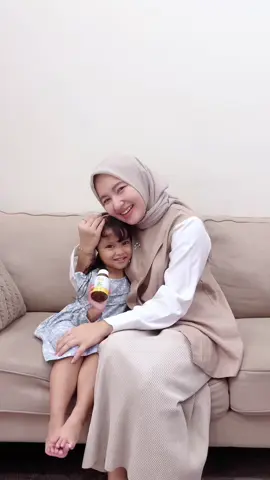 Alhamdulillah nemu produk ini, jd skrg ga pusing lagi kalo anak gamau makan 😍 #sohoneyjr #sohoney_jr #nafsumakananak #solusianakgtm #vitaminanak #vitaminsohoneyjr #anakmakanlahap #anaklahapmakan #anaklahapmakan #bayilucu #anakgtm #gtm