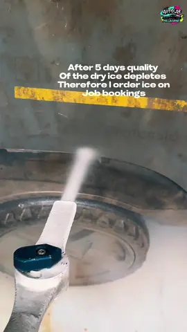 Starting up my Cold Jet Dry ice Blasting Machine 👍 Ask me anything in the comments ❤️ #dryice #iceblast #automotive #cleaning #foryou 