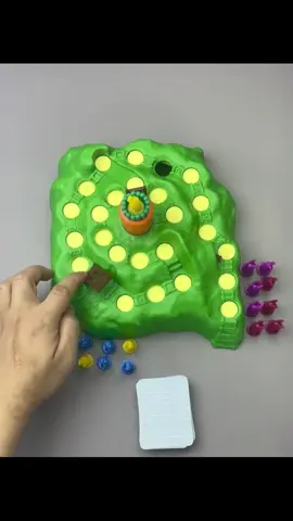 Rabbit trap game chess#toys #chess #gamechess #fyp #foryoupage #satisfying #child #childtoy 