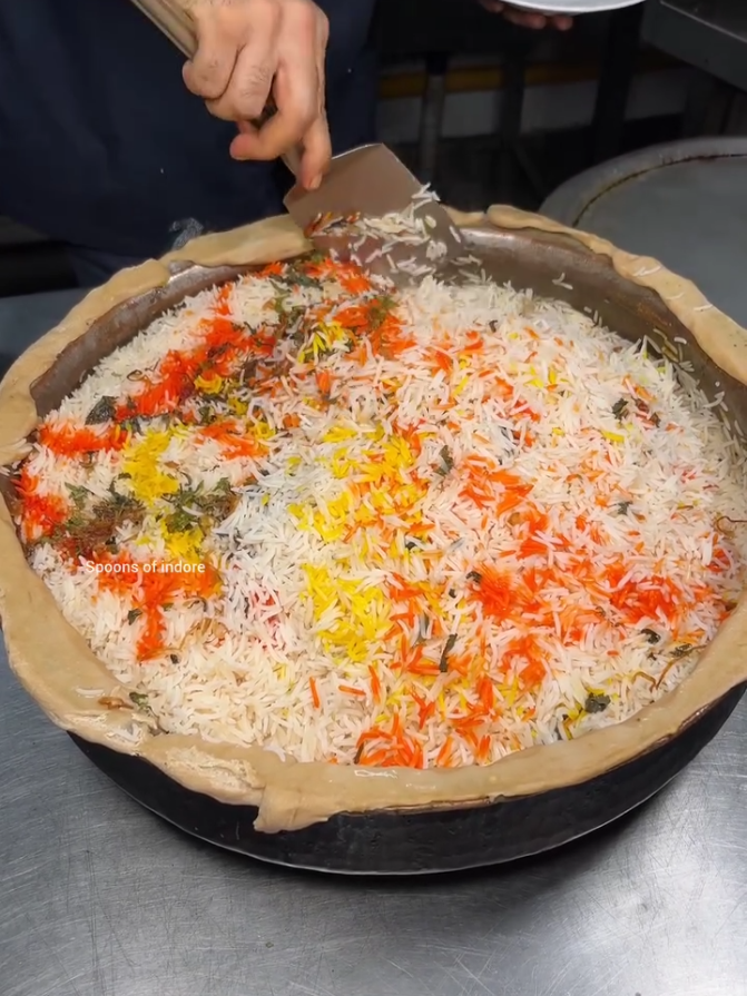 hyderabadi chicken biryani recipe - Cooking- Degi Biryani recipe - Food street Indian Chicken Dum Biryani Making From Scratch In Delhi #yumm #foodchallenge #bangladesh #pakistan #foodvlogs #ytshorts #FoodLover #desifood #food #reels 