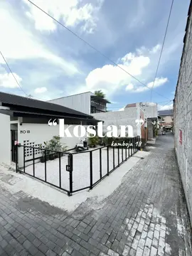 price list kost putri kamboja 18 belakang hotel grand tjokro gejayan sleman (hati hati penipuan, jangan dp sebelum ke lokasi showroom kamar) kontak penjaga kost kamboja 18 {085334070920 an yoshi pj) *TYPE A* -  1 tahun per bulannya 1.800 -  6 bulan per bulannya 1.850 -  1 bulannya 1.900 fasilitas - meja uk 120 x 60 - ⁠kursi - ⁠cermin  - ⁠almari uk 80 x 80 - ⁠jendela  - ⁠nakas tempat tidur - ⁠ac - ⁠springbed domi soft pocket 120 x 200 + bedcover bantal - ⁠kamar mandi dalam - ⁠showes kloset duduk peraturan - tamu inap/di pakai 2 orang nambah 100k per bulan harap lapor - ⁠tamu lawan jenis tidak boleh tutup pintu dan ada jam berkunjung (tidak bebas) - ⁠parkir mobil free di kondisikan sendiri untuk gerbang dan gantian hanya untuk kunjungan kluarga - ⁠di larang membawa hewan peliharaan (aquarium boleh) - ⁠di larang mencorat coret atau menempel apapun pada dinding, semua tempat dan tempelan sudah di siapkan - ⁠alat dapur setelah pakai di bersihakn, sink tidak boleh ada alat makan kotor (langsung di cuci kecuali wajan yg berkerak boleh di rendam dulu) - ⁠merokok vape silahkan ac mati pintu jendela di buka (hati hati kena furniture denda) - ⁠akses 24 jam #kostputri #kostputrijogja #infokost #kostugm #kostuny #infokostjogja #atmajayajogja #kostsanatadharma #ugmjogja #uny #gejayan #yogyakarta 