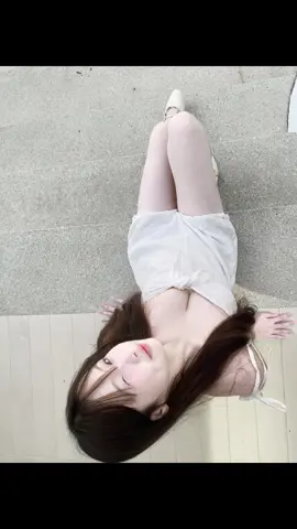 เขาคงไม่เท่าไหร่ไม่งั้นเธอคงไม่โทรมา