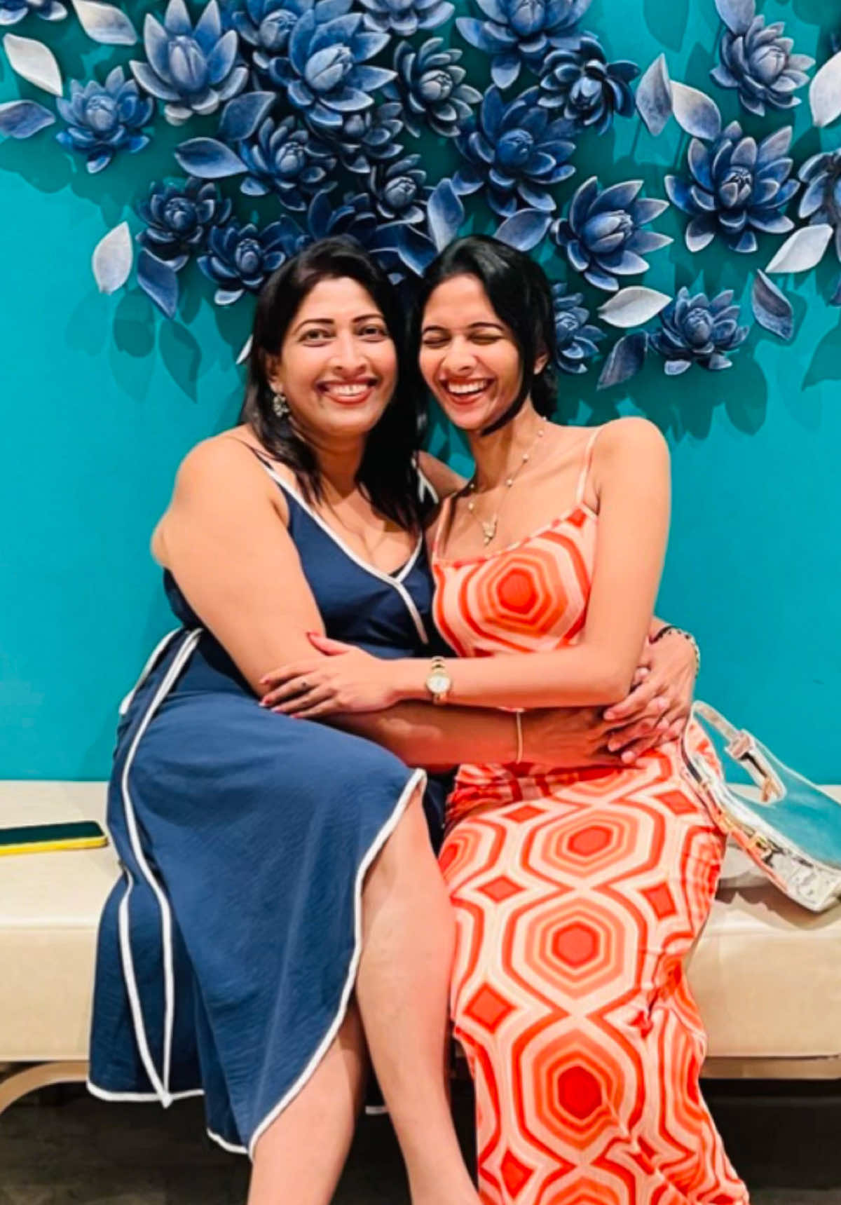 අකුරැ තුනක සැගවූ නුඹගේ  අපිරිමිත සෙනේ… Happy birthday මගෙ අම්මා🥺♥️🌎 #fypシ #tiktoksrilanka🇱🇰 #trending #foryoupage #onemillionaudition #hirpodawassa #pavi #sandaniwakkumbura #amma 