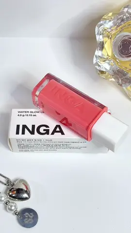 Inga Water Glow Liptint Shade: Mist {fresh Apricot and soft corals, perfect for warm tone girlie} Very moisturizing and comfortable watery texture. Providing ✨Long Lasting ✨ and radiant glow that “isn’t sticky”. The most important thing is that the color doesn’t oxidize. #inga #ingawaterglowliptint #liptint #kmakeup #kbeauty #transferproof #longlasting @inga_official @YesStyle @Style Korean Indonesia 