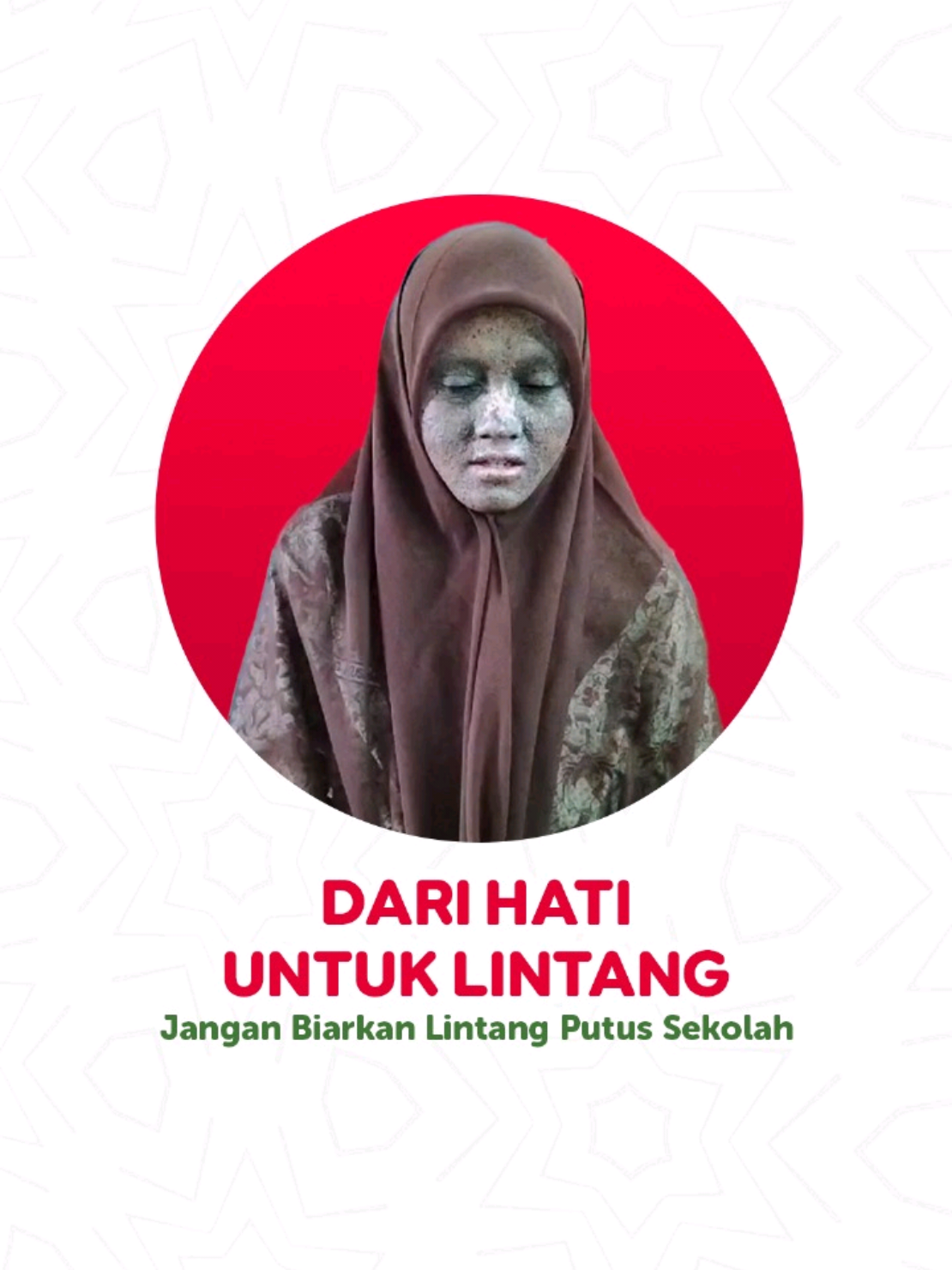 Pilu! Namun Lintang Percaya ada yang Peduli ❤‍🩹  Bagi yang ingin berdonasi untuk lintang, langsung cek link bio yaa, di akun @bawaisberbagialquran ini yah sahabat Assalamu'alaikum Sahabat BAWAIS Lintang adalah siswi tunanetra kelas 9 SMP yang bercita-cita menjadi seorang penulis. Selain kehilangan penglihatan, Ia mengidap kelainan langka berupa hiperpigmentasi, Ayahnya telah meninggal dunia dan kini hampir kehilangan masa depan karena keterbatasan biaya 🥺 Saat ini, Ia bersama Ibunya yang hanya seorang pedagang kecil sedang berjuang keras agar Lintang bisa tetap sekolah. Namun kenyataannya, Lintang terancam putus sekolah karena tidak mampu memenuhi kebutuhan pendidikannya seperti seragam bahkan Al-Qur'an Braille yang sangat Ia butuhkan 🔴 Video Lintang: https://whatsapp.com/channel/0029VaQ4IVFLCoWxHJIri73D/662 Kami mengajak sahabat dan para orang baik untuk hadir jadi penyambung harapan bagi seorang anak yang memiliki mimpi besar dan tetap semangat walau dengan segala keterbatasan Rp. 285.000/Patungan, melalui: 🏧 Bank Mandiri # 132-05-1234-9995 an. Yayasan Al Hilal Rancapanggung Yuk sahabat bantu Lintang dan para santri lain melanjutkan langkahnya. Semoga Allah jadikan setiap kebaikan yang ditunaikan sebagai jalan datangnya keberkahan, keselamatan, dan kebahagiaan yang tiada putus. Aamiin 🤲