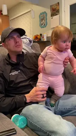 Baby poop#happ #funny #babylove #cutebaby #funnymoments #tunnyvideos #funnybaby #fyp 