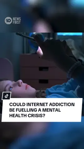 If you've ever been scrolling on your phone for hours and struggling to put down the device, you may be one of a growing number of people grappling with an internet addiction. Researchers are warning that teens are particularly vulnerable, leading to a slippery slope for their mental health. Reporter Tiarni Reid explains why. #internet #internetaddiction 