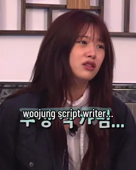 Na pd: No ! An Yujin ! Wait ! Yujin:🐶🥺 😭😭😭😭 na pd using puppy commands to control yujin HAHAHA ! She asked for na pd to just give them the first dish cause they were stuck in traffic and was starving but woojung scriptwriter just gave him a talk about being stricter to the girls #anyujin #안유진 #iveyujin #yujinive #yujin #ive #아이브 #eartharcade 