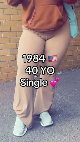 Single American woman #singlewoman #singlemom 