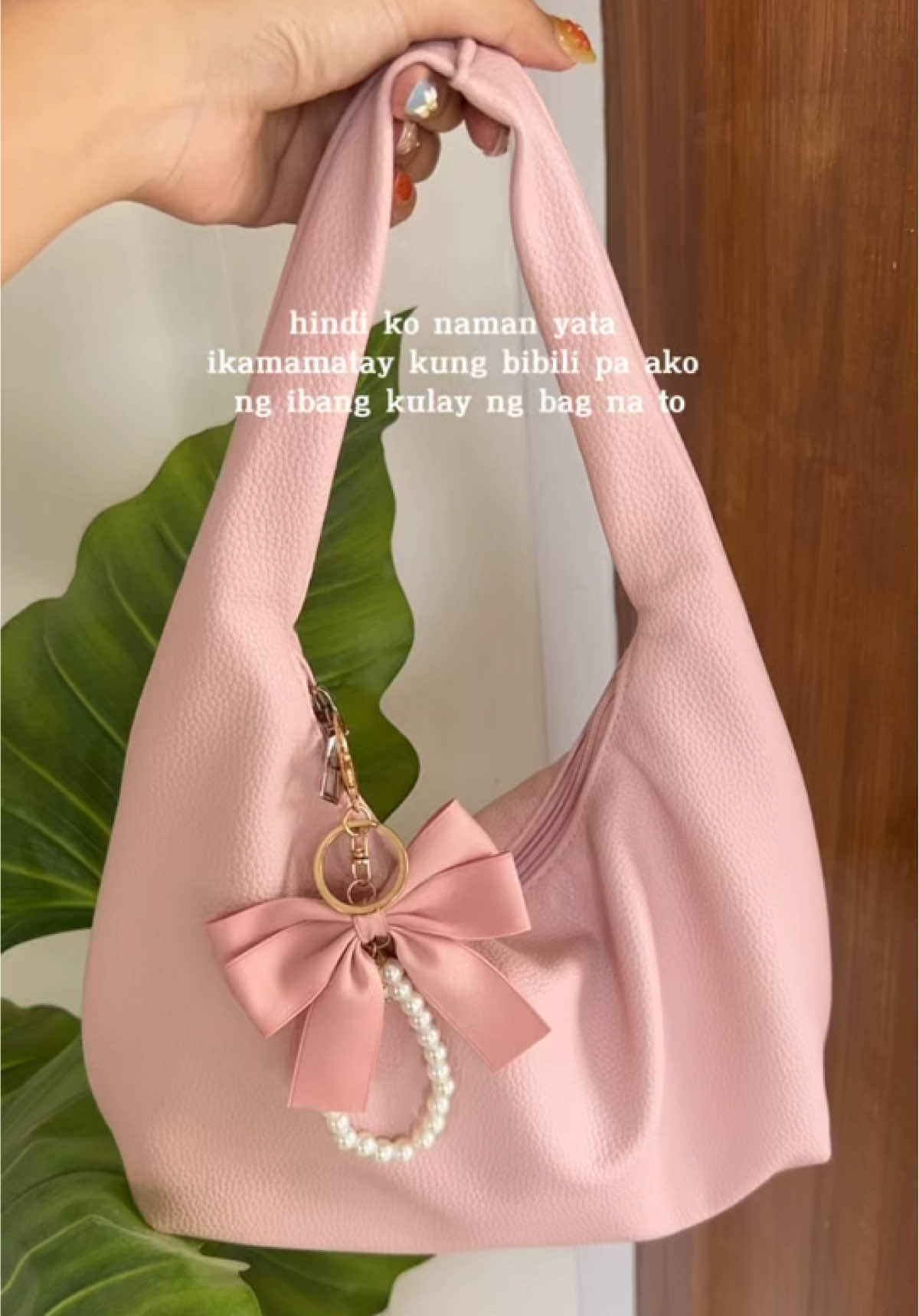 ganda ng mga kulay e #hobobag #bag #handbag #underarmbag #leatherbag #pinkbag #spaciousbag 