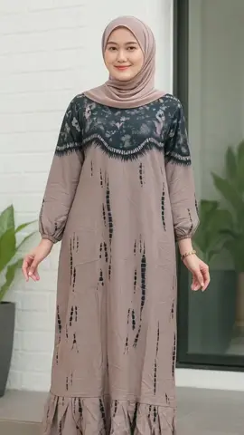 ✨ Daster gamis jumbo yang adem dan stylish? Luxdress Adella jawabannya! 🌸 Bahan rayon premium – adem, lembut & jatuh cantik 📏 Ukuran jumbo – nyaman untuk bumil & busui 🎨 Motif terbaru, model long dress kekinian 👗 Lengan panjang, cocok buat di rumah atau jalan santai Nggak cuma nyaman, tapi juga bikin penampilan tetap modis meski di rumah! #dastergamis #dasterwanita #dastermurah 