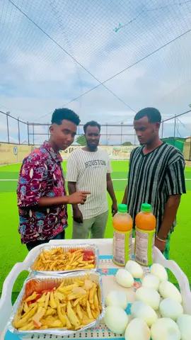 #challenge #part12 #eat#eggs🥚🥚🥚 #chekin🍗🍔🍕🌮🥗 #somalitiktok #foryoupage #fyb 