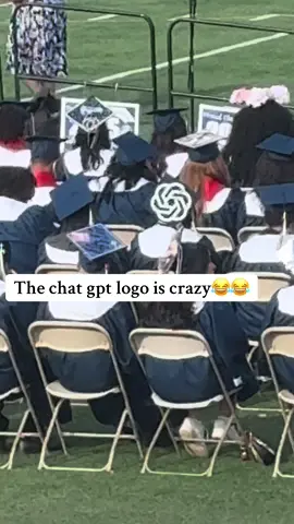 This had me rollin 😂😂#chatgpt #highschool #graduation #cap #fyp #1k #influencer #foryoupage #blowthisup #xyzbca #interact #follow YALL WE FOUND THE HIM ~~>@rayvon !!!