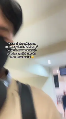 Pecah bngt nangis pass take off😭 #jepang #pindah #foryou #quotes #motivation #airport #foryou #xyzbca #fyp 