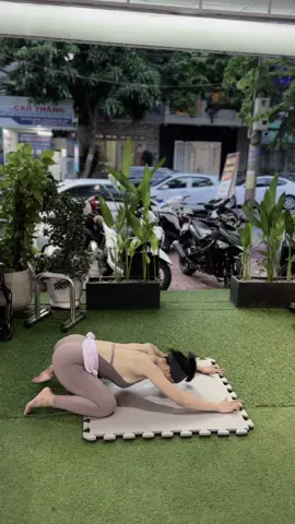 Test độ dẻo của lưng😁😁😁#xuhuong #xh #viral 