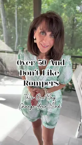 I didn’t think I was a romper girl… until this beauty from the Belk x Sewing Down South collab showed up. ✨ The fit, the fabric, the feminine details—it’s giving effortlessly put together in the best way 💕 💬 Link in bio 👗 Follow for more over 50 fashion finds 💖 Thank you so much for being here—it means the world!#Over50AndFabulous #AgelessStyle #FashionOver50 #ConfidenceAtAnyAge #Over50AndThriving #over60club 