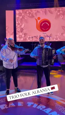 #trio_folk_albania #fyp #viral_video #eraldofeto🎻 #albania #musica #world #tirana #concerts @Indriti Accordion @Andi Ponoçi 
