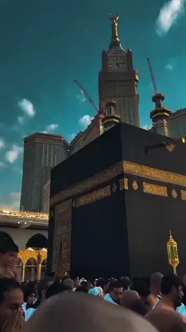 #creatorsearchinsights #highquality #islamic_video #azan #islamic_video #allah❤️ #viralvideos #islamiccontent #islamic 