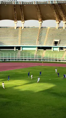 MAGTYMBERDI BERENOW ☄️ #turkmenistanfutbol #turkmenistan🇹🇲 #turkmenistanfootball #tkmfutbol #ahalfc #derby #kopetdagfk @TURKMENISTAN FOOTBALL @Fz @«AHAL» Football Club @Magtym Berenov @magtym_berenov 