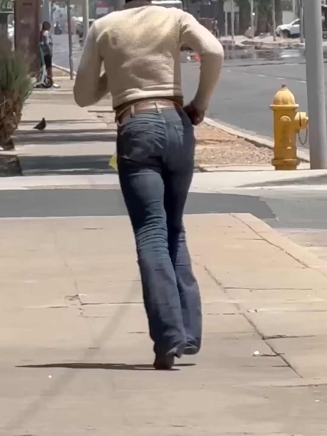 #HomelessAwareness #HelpTheHomeless #ActOfKindness #RealStories #StreetStories #AmericanReality #RealAmerica #StreetLifeUSA #RawTruth #StreetDocumentary #StreetTalks #LifeUnfiltered #BeautifulGirls