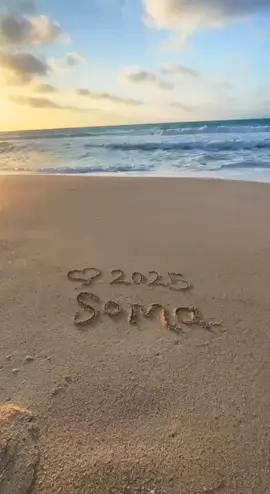 اسم سوما 🌊🌸 #أسمك_ع_الرمله #بحر #explore #foryou #