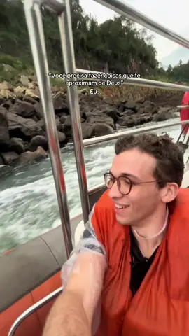 E disseram a era só um passeio de barco 🤪 #macucosafari #fozdoiguaçu #cataratasdoiguaçu #aventura 