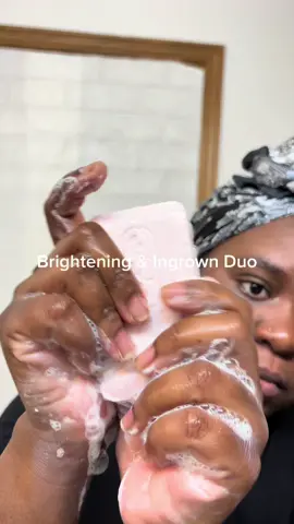 These brightening and ingrown duo def gets the job done!! Salicylic acid def works well for my skin 😍 #creatorsearchinsights#skincareasmr#skincarebeauty#topicalsfadedbar #fyp #tiktokmademebuyit #fatherdaygift #barsoap #onthisday #fypシ #topicals 