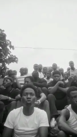 JEFFERSON - on connaît la belle vie. #pourtoi #top #tendance #oldschoolrapivoire #tiktokcotedivoire🇨🇮 #rapivoire🇨🇮🎤🔥 #viral 