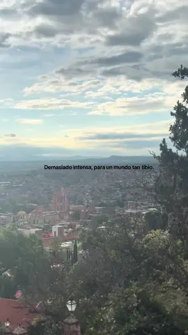 Fan de los atardeceres, fan de San Miguel de Allende y fan de Alejandro Sanz 😍 #atardeceres #lafuerzadelcorazon #musica #sun 