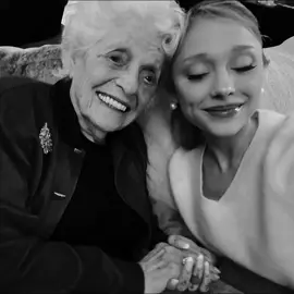 descanse em paz, Nonna 🤍 |     #arianagrande #traduxari #rip •