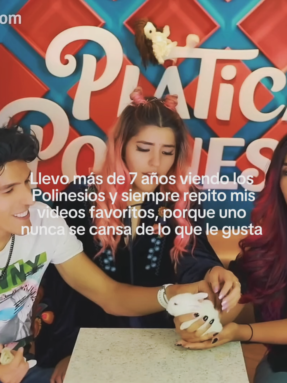 Cr:@Paola Cornejo|| Nunca me canso de repetir los vídeos de los Polinesios, el vídeo de adivina que hay en la caja fue el primer video que ví de ellos y amo repetirlo siempre 🥹💗#polinesios #lospolinesios #foryoupage #nostalgia #foryoupage #lospolinesios #lospolinesios #polinesios #polinesios #rafaysusrafadas #lessliepolinesia #nostalgia #foryoupage #lospolinesios #polinesios #polinesios #lospolinesios #foryoupage #nostalgia #nostalgia #foryoupage #lospolinesios #karenpolinesia #karenpolinesia #lospolinesios #foryoupage #nostalgia #polinesios #lessliepolinesia #rafaysusrafadas #polinesios #polinesios #lessliepolinesia #rafaysusrafadas #nostalgia #nostalgia #lessliepolinesia #rafaysusrafadas #karenpolinesia #karenpolinesia #rafaysusrafadas #lessliepolinesia #rafaysusrafadas #karenpolinesia #karenpolinesia 