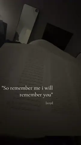 [2:152] #thewordsofallah #islamtok #rememberance #foryou #islam #quran #trust #allahuakbar 