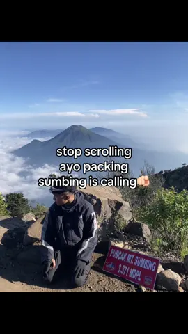 yang sejati harus ke rajawali🤙#mountain #pendakigunung #sumbingviagajahmungkur #mtsumbing3371mdpl #mtsumbing3371mdpl #lautanawan #pendakifomo #fyppppppppppppppppppppppp #fyp #sindoro #trending 