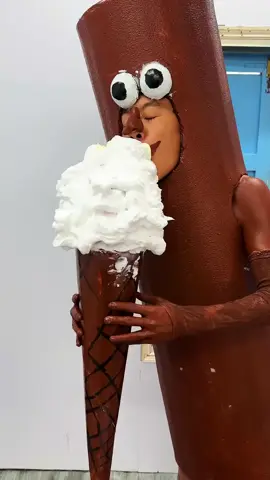 giant ice cream 🤤