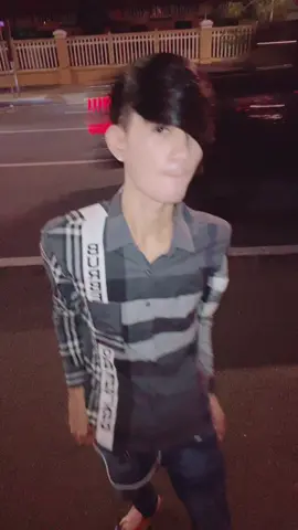 😁