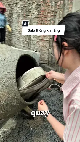 Trải nghiệm quay cuồng trong máy trộn xi măng #conmas #xuhuong #viral #balo #test #ximang 