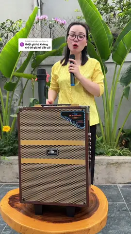 Trả lời @Cẩm Tú Dạ đúng nha c. C ấn vào chữ GIỎ HÀNG trong video để xem giá và đặt giúp e nha. #xuhuong #thuytinhtuy #loahatkaraoke #kiomick32 