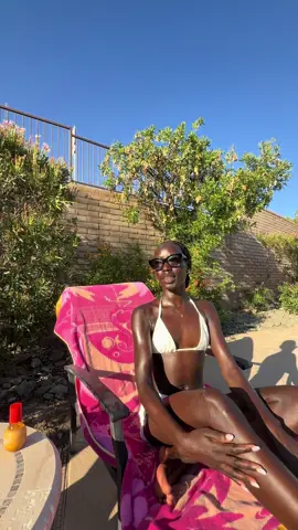 @Josie Maran I am obsessed with these golden hour fragrance mist🤭              #josiemaran #fragrancemist #fypシ゚viral 