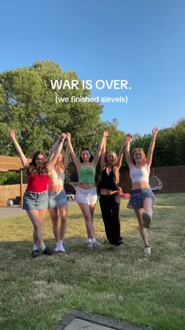 #alevels #alevelsummer #freedom #leavers2025 #fyp 