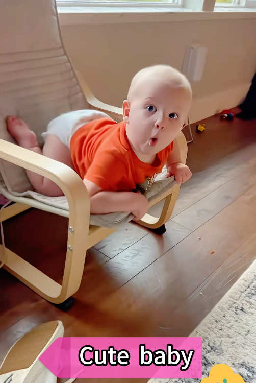 Funnybaby#funnyvideos #fyp #funnymoments #babiesoftiktok #cutebaby #funnybaby #usa #tik_tok #funnytiktok 
