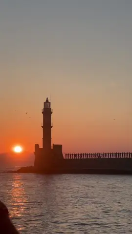 A sunset girl’s dream. Summer evening’s in Chania Old Town ~ Crete 🇬🇷🌅📸 #crete #chania #sunsets #fyp 