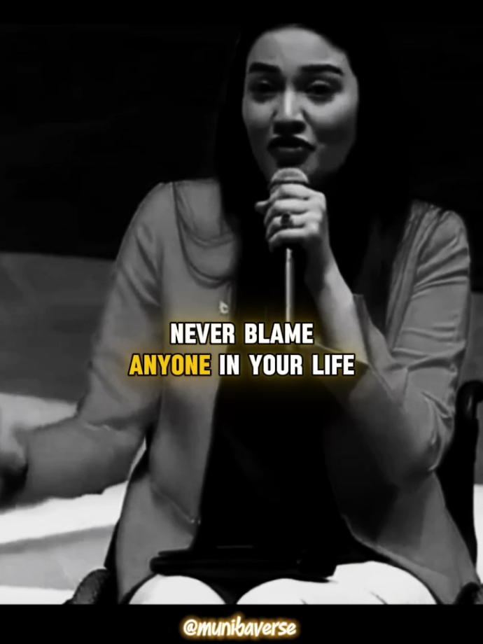 Never blame anyone in your life #munibamazari #munibamazarispeech #motivationalspeech #motivation #viral