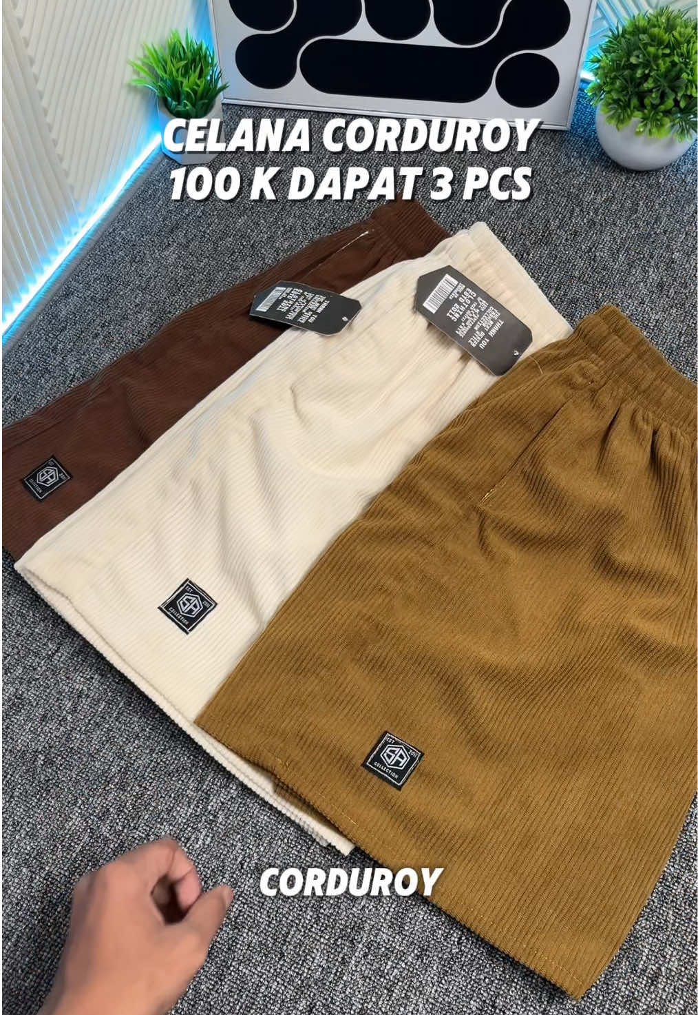Promo Spesial | Celana corduroy pendek 100K dapat 3 celana . Bisa request warna dan bisa beli satuan #rekomendasicelana #celanapendek #shortpants #celanacorduroy #celanapendekpria #celanamurah #belilokal 