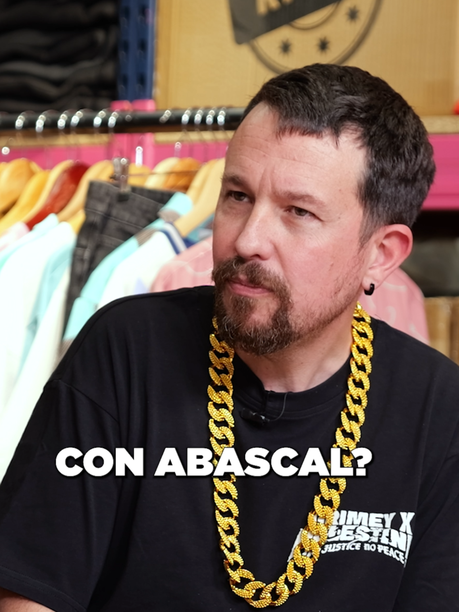 Tu que harias si te quedases encerrado en un ascensor con tu peor enemigo? #grimeytv #podcasts #entrevista #musica #politica #pabloiglesias #abascal