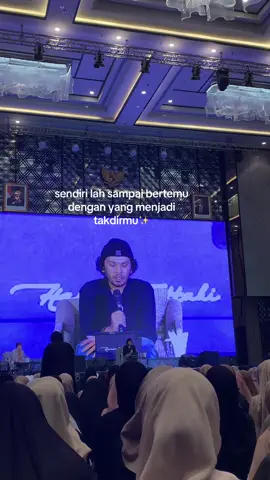 diantara ujian yang paling berat dalam jalan memperbaikin diri adalah munculnya seseorang yang nampak seolah membawa cinta, namun sebenarnya menjadi ujian keimanan
