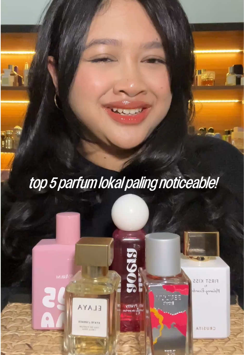 top 5 parfum lokal paling noticeable 👀 kali ini edisi feminin. kalau niat kalian pakai parfum adalah untuk dipuji wangi, look no further. brands mentioned: @IKI ARUM @ELAYA Perfume @Crusita Official @aoeraid @eserperfumery #parfumlokal #reviewparfum #rekomendasiparfum #perfumetok 