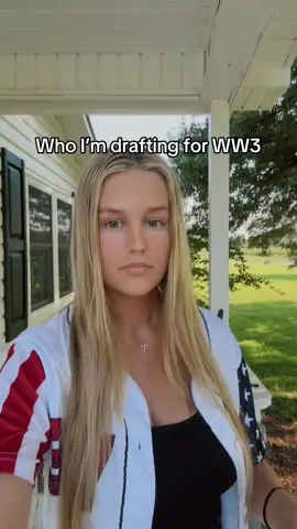 Choose your challenger #ww3 #floridaman #thesouth #fyp #foryoupage #draft #yeeyee 