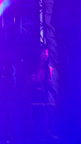 Silly little dancy dance number two. A part of me wants to say sorry for my sceaming but I will never apologize for hyping this man up. @Sleep Token #download #downloadfestival #fyp #sleeptokenworship #sleeptokenband #sleeptokenvesselettes #sleeptokeniii #sleeptokeniv #concerts #forupage #sleeptokenritual #foryoupagе #sleeptokenii #sleeptokenconcert #sleeptokenvessel #sleeptokenedit 