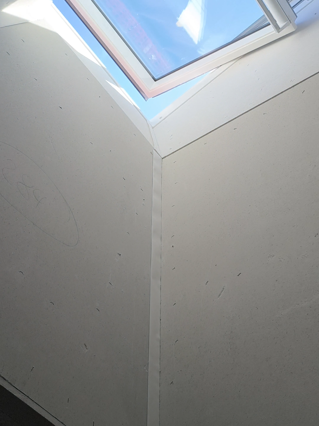 #DoMoreInAYear #hack #worksmarternotharder #roofing #velux 
