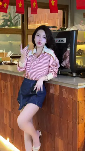 Sơ mi hồng uiii không các c đẹp 🥰🥰#xuhuong #viralvideo 